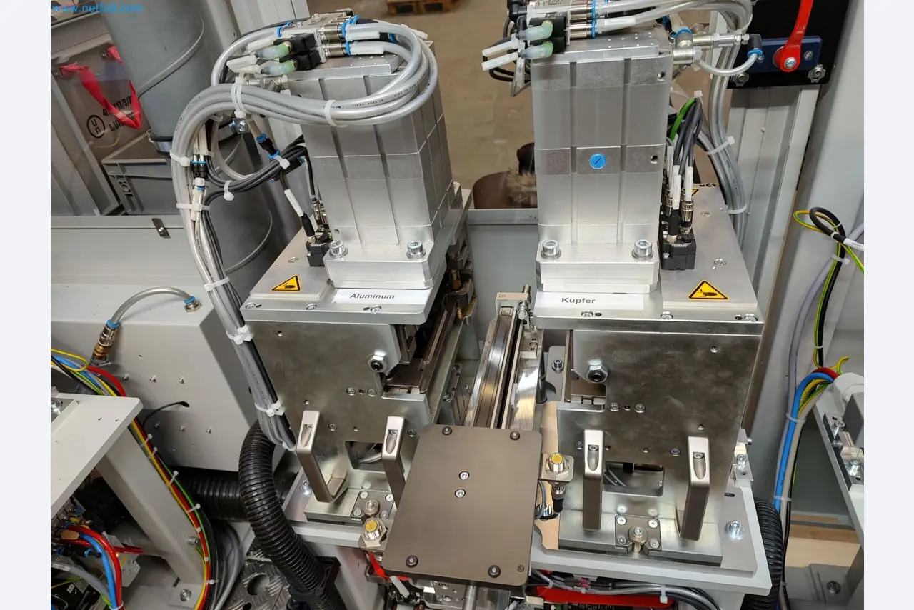 LILIUM eAircraft GmbH / Aftersale of pouch battery cell welding system and dual office container system-42