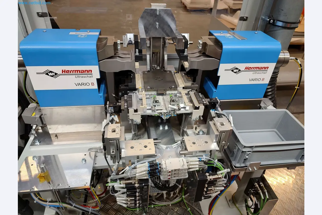 LILIUM eAircraft GmbH / Aftersale of pouch battery cell welding system and dual office container system-51
