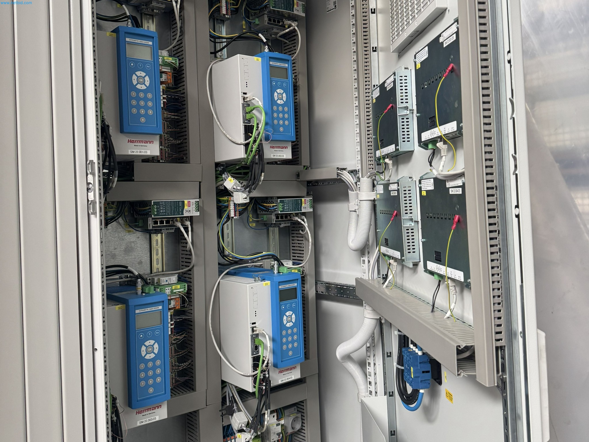 LILIUM eAircraft GmbH / Aftersale of pouch battery cell welding system and dual office container system-59