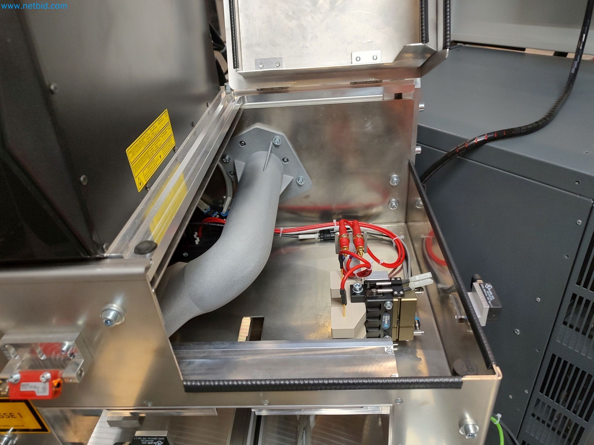 LILIUM eAircraft GmbH / Aftersale of pouch battery cell welding system and dual office container system-64