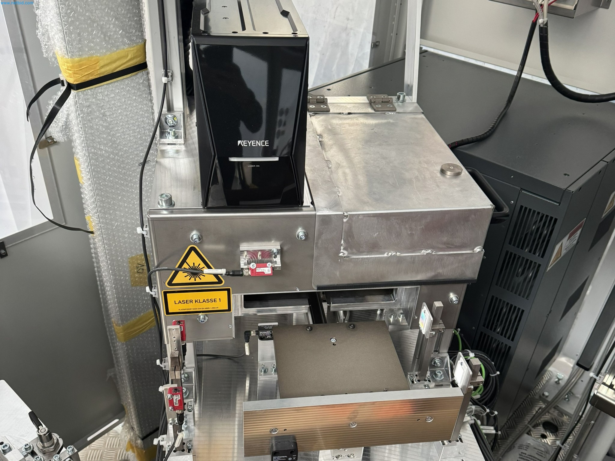 LILIUM eAircraft GmbH / Aftersale of pouch battery cell welding system and dual office container system-67