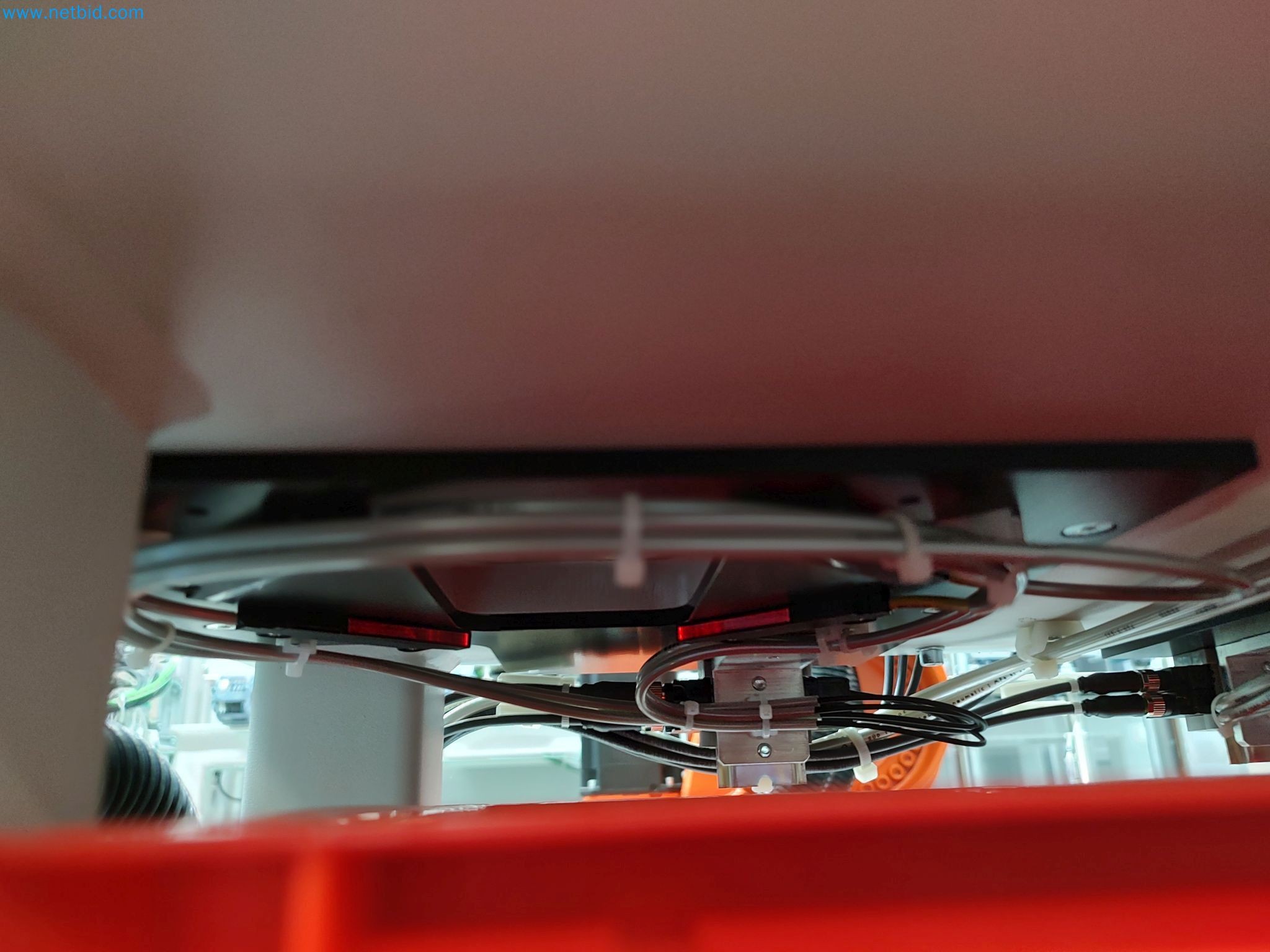 LILIUM eAircraft GmbH / Aftersale of pouch battery cell welding system and dual office container system-71