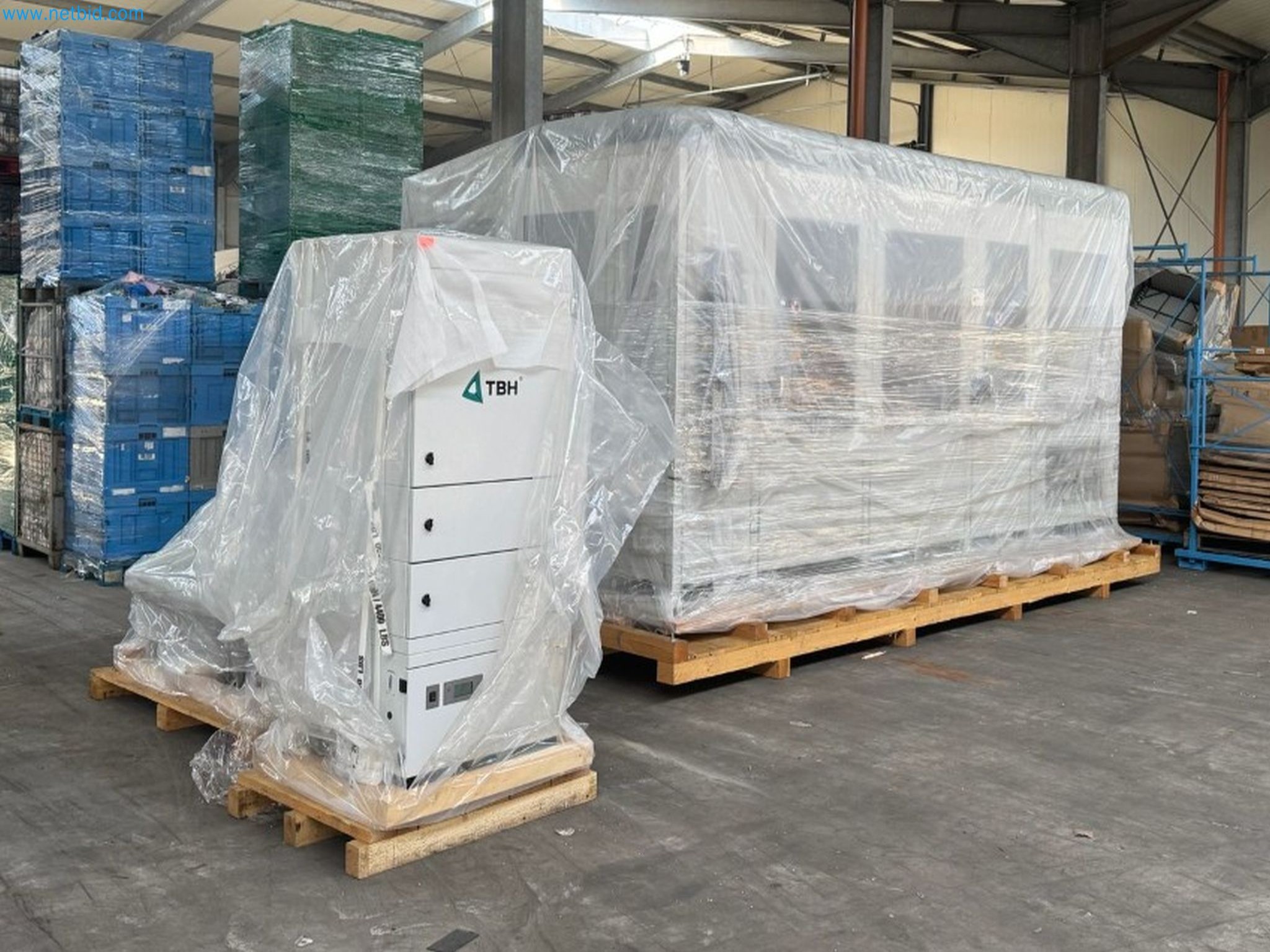 LILIUM eAircraft GmbH / Aftersale of pouch battery cell welding system and dual office container system-7