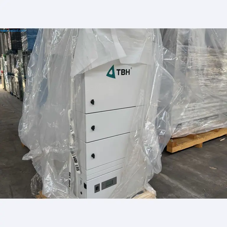 LILIUM eAircraft GmbH / Aftersale of pouch battery cell welding system and dual office container system-9