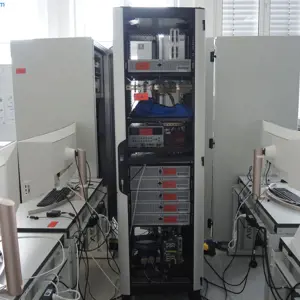 mobiler Serverschrank (OHNE Inhalt) Rittal VX25 IT 5330.113