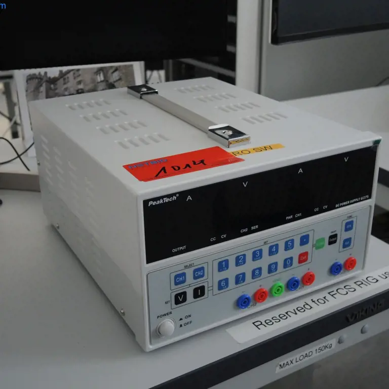 Napájení stejnosměrným proudem PeakTech DC Powersupply 6075