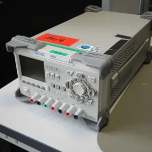 Programovatelný laboratorní napájecí zdroj (SW00007) Rigol DP832