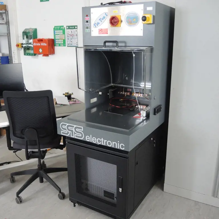 Bezpečnostní pracovní stůl (Fish Tank 2) SPS Electronic