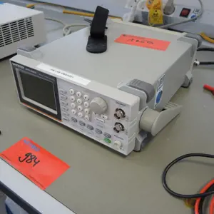 Generátor libovolných funkcí GW Instek AFG-2225