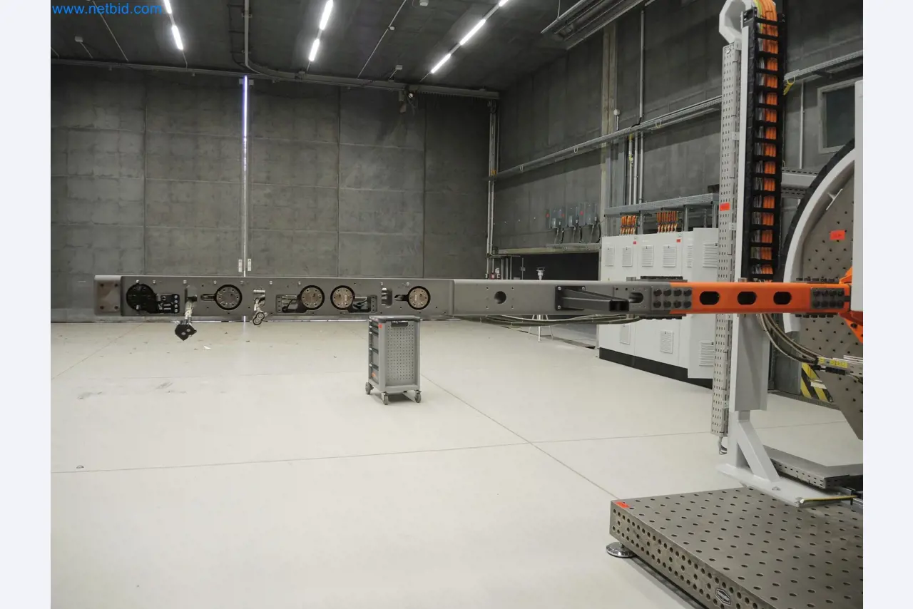 LILIUM eAircraft GmbH / LILIUM GmbH; máquinas, sistemas de ensaio e equipamento operacional para a produção de eVTOLs-24