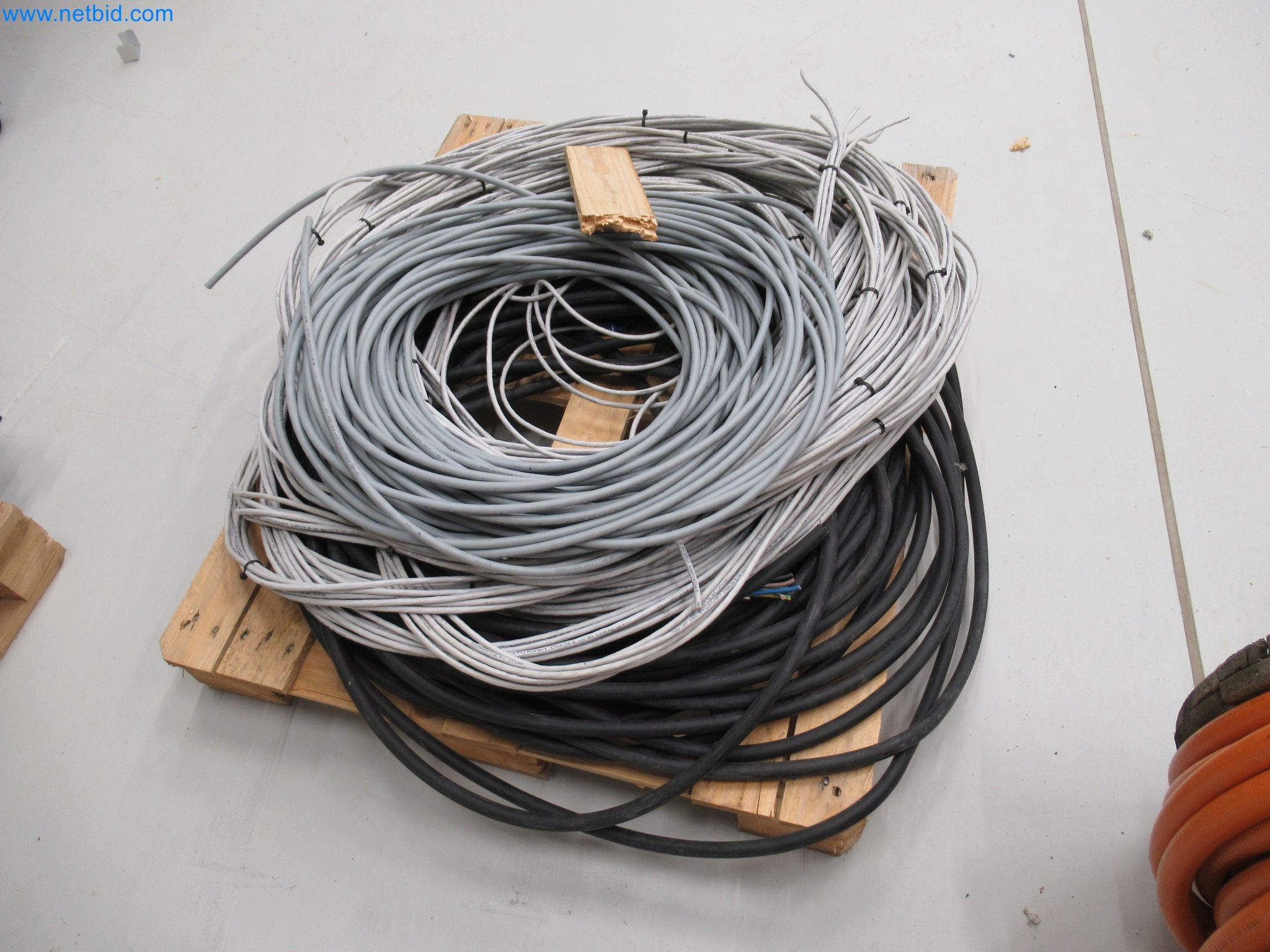 LILIUM eAircraft GmbH / LILIUM GmbH; machines, test systems and operating equipment for the production of eVTOLs-17