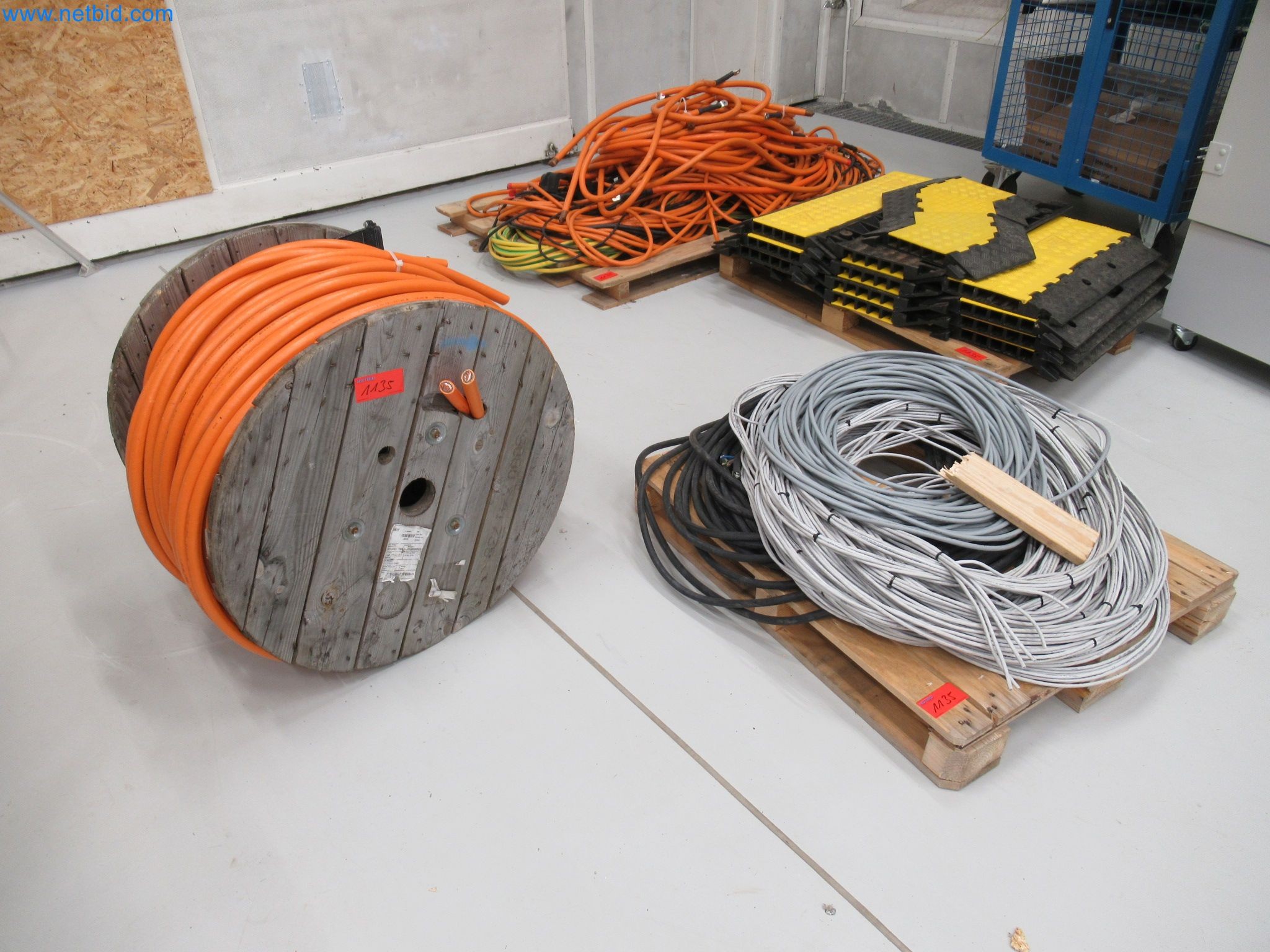 LILIUM eAircraft GmbH / LILIUM GmbH; machines, test systems and operating equipment for the production of eVTOLs-1