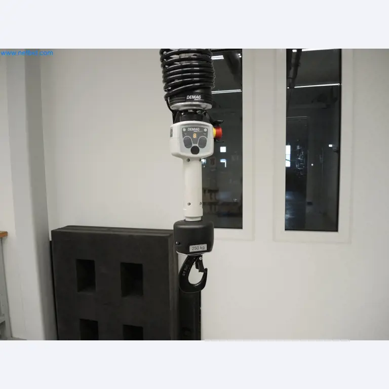 LILIUM eAircraft GmbH / LILIUM GmbH; maszyny, systemy testowe i sprzęt operacyjny do produkcji eVTOLs-11