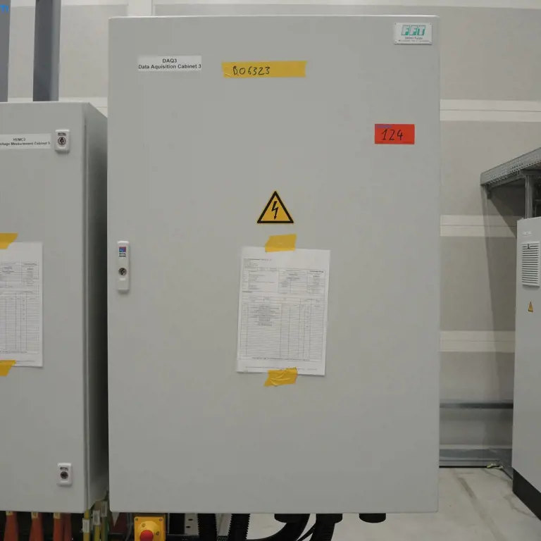Data acquisition cabinet DAQ3 FFT / National Instruments