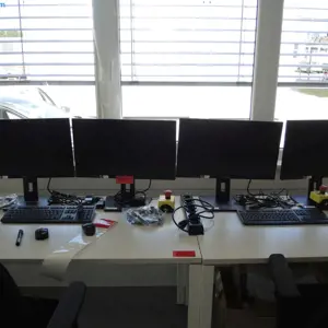 6 Moniteurs de 24 pouces Iiyama