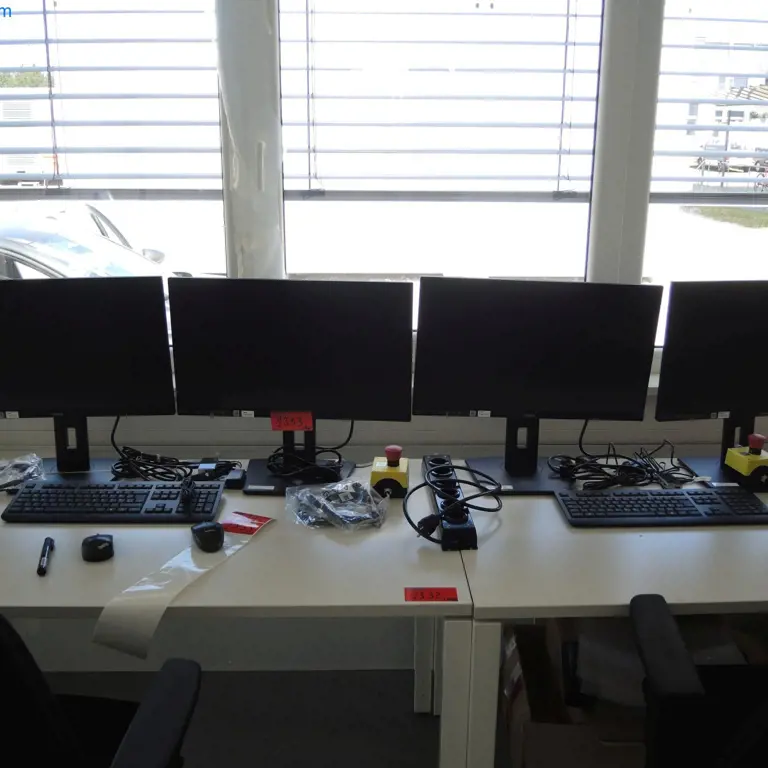 6 Moniteurs de 24 pouces Iiyama