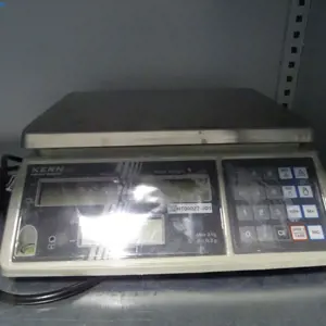 Vsebina omarice (CAB07)