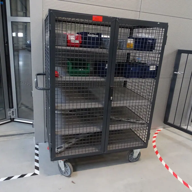 2 Prevozni voziček z mrežo (brez vsebine)