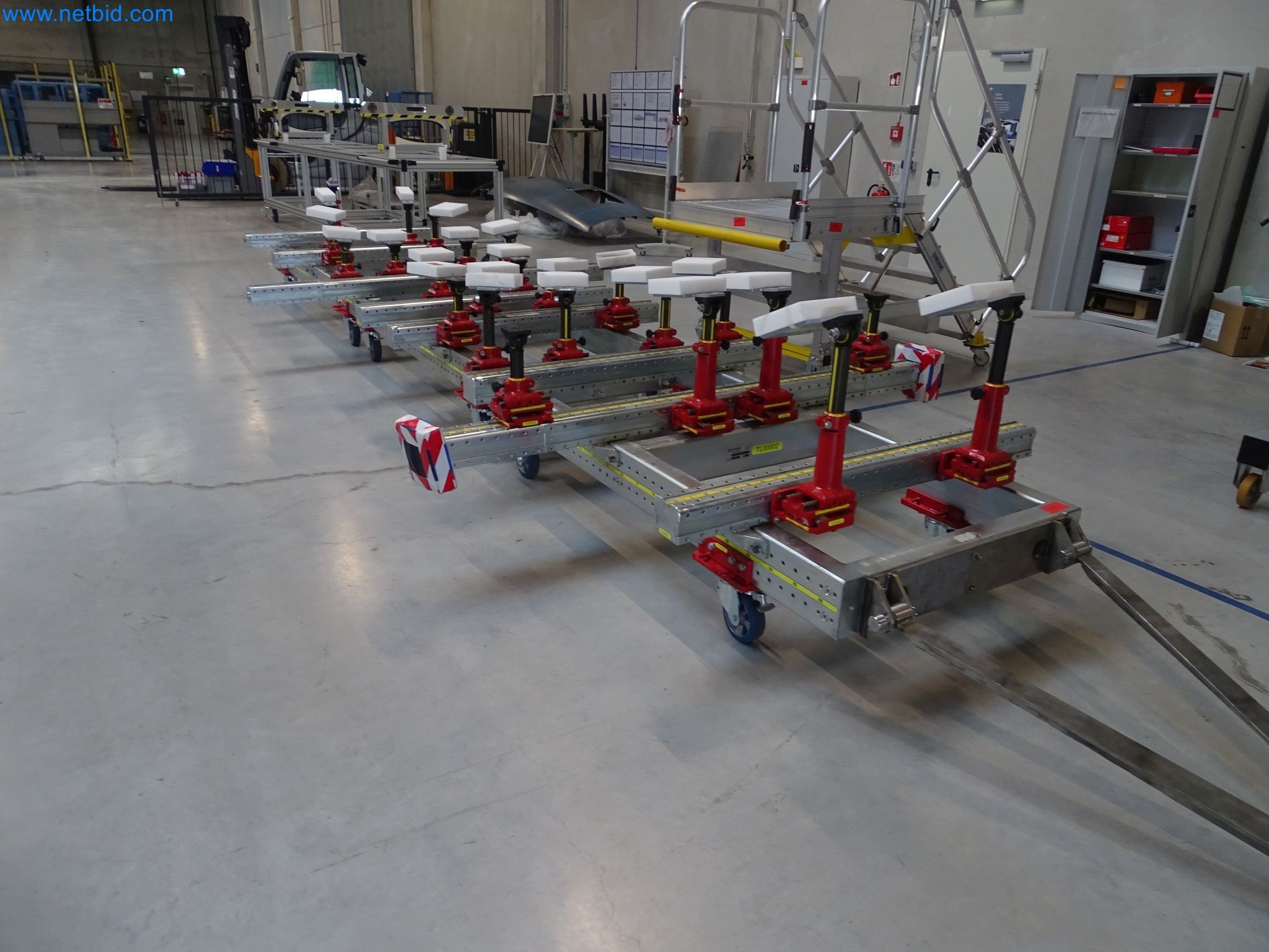 LILIUM eAircraft GmbH / LILIUM GmbH ; machines, installations d'essai et équipements d'exploitation pour la fabrication d'eVTOL-1