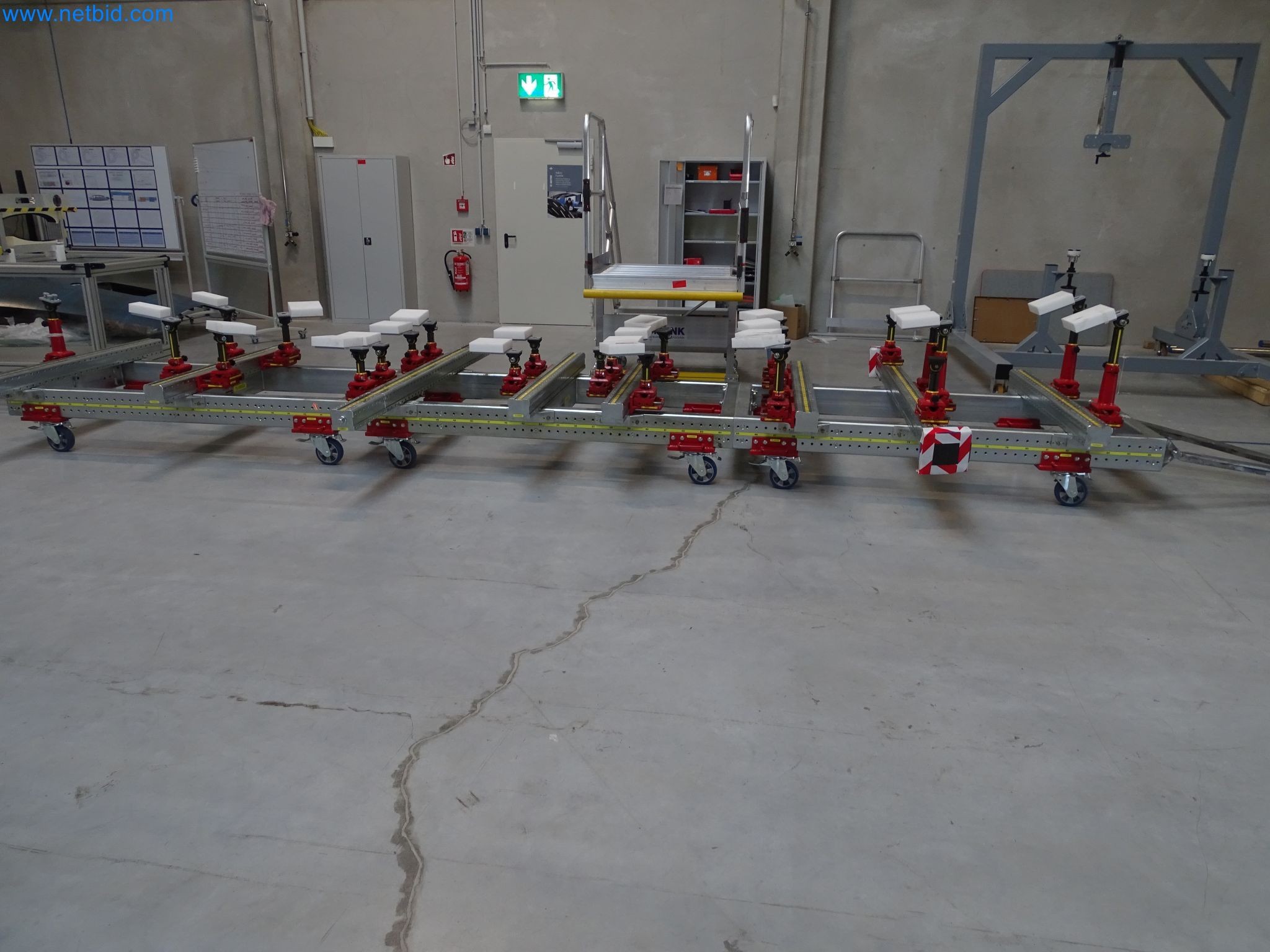 LILIUM eAircraft GmbH / LILIUM GmbH ; machines, installations d'essai et équipements d'exploitation pour la fabrication d'eVTOL-2