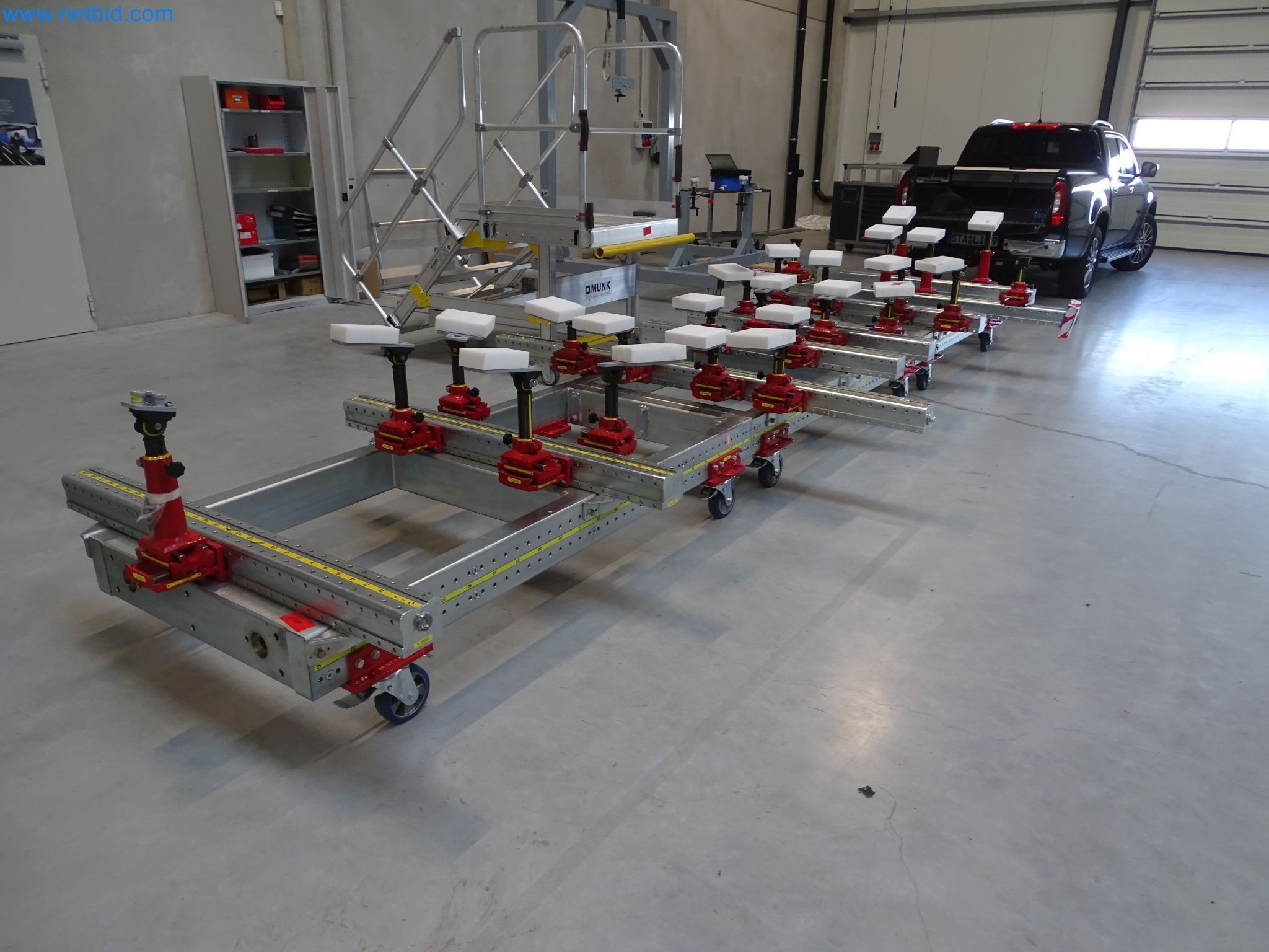 LILIUM eAircraft GmbH / LILIUM GmbH ; machines, installations d'essai et équipements d'exploitation pour la fabrication d'eVTOL-3