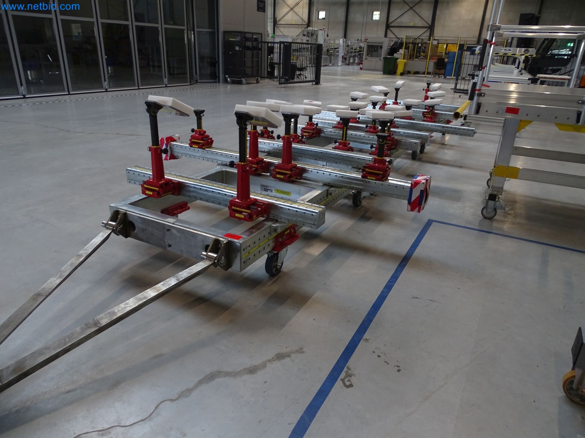 LILIUM eAircraft GmbH / LILIUM GmbH ; machines, installations d'essai et équipements d'exploitation pour la fabrication d'eVTOL-7