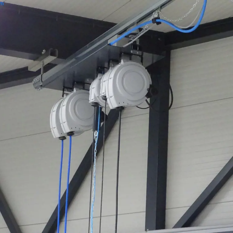 Kabel-/Druckluftschlauch-Aufwickelcabinet (Zuschlag unter Vorbehalt)