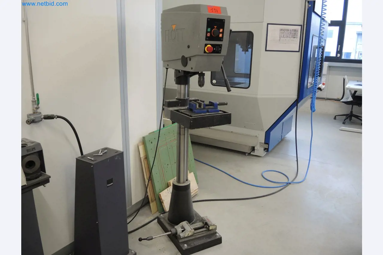 LILIUM eAircraft GmbH / LILIUM GmbH; machines, test systems and operating equipment for the production of eVTOLs-1