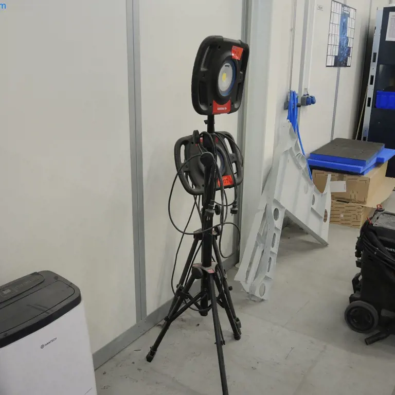 2 Žarometi LED Facom