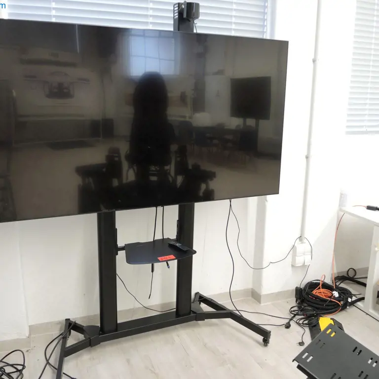 écran de 75 Samsung GQ75Q70RGT