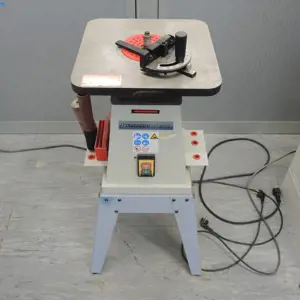 ponceuse à broche oscillante Bernado OVS80