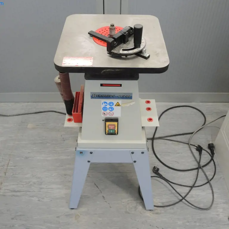 ponceuse à broche oscillante Bernado OVS80