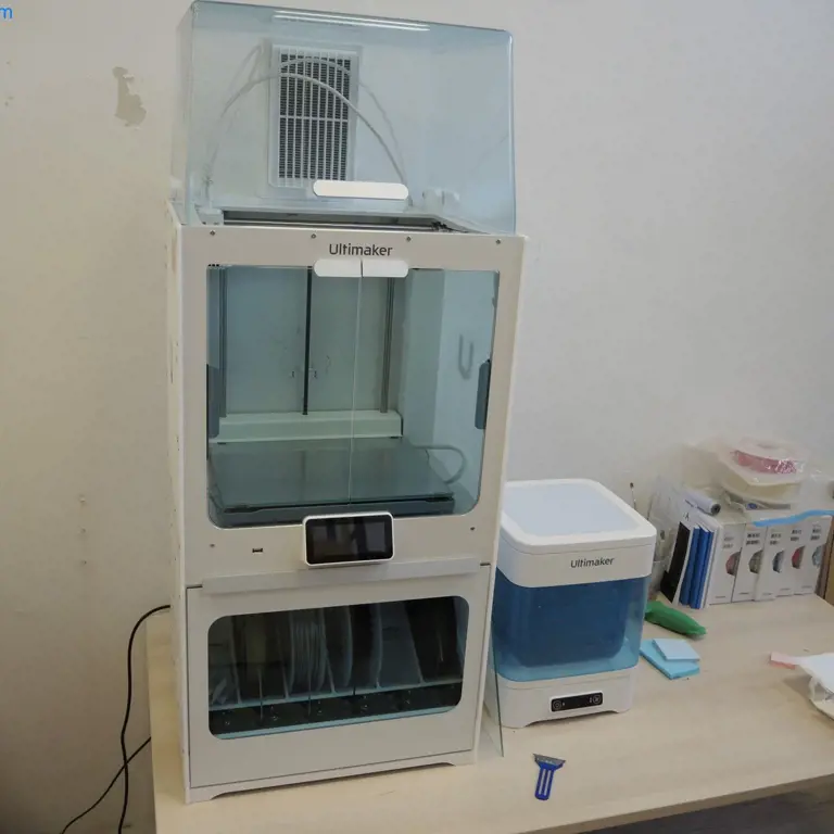 3D-Drucker Ultimaker 1B09C5