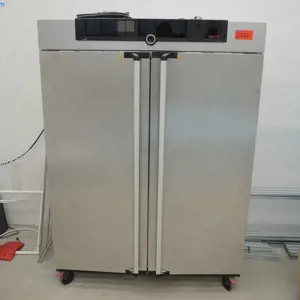 Verwarmingskast Memmert UV750