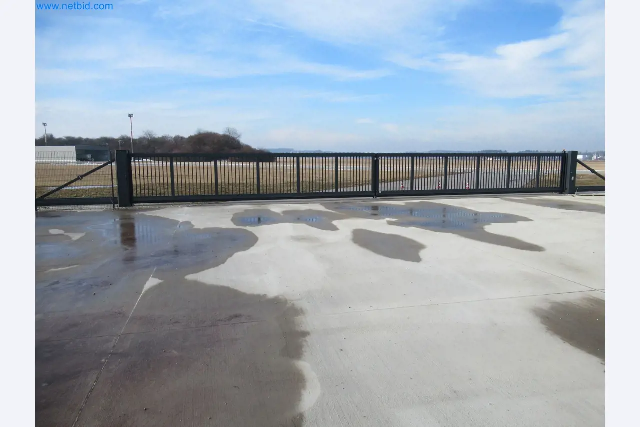 LILIUM eAircraft GmbH / LILIUM GmbH; machines, test systems and operating equipment for the production of eVTOLs-1