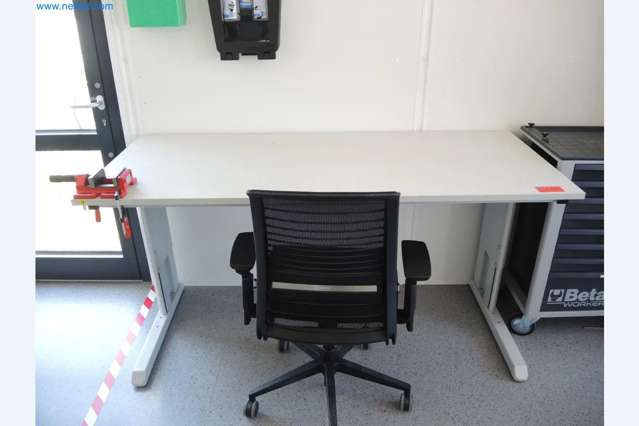 LILIUM eAircraft GmbH / LILIUM GmbH; máquinas, sistemas de prueba y equipos operativos para la producción de eVTOLs-1