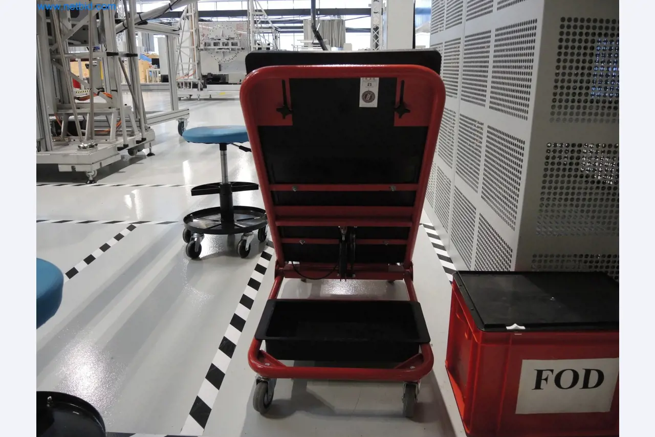 LILIUM eAircraft GmbH / LILIUM GmbH ; machines, installations d'essai et équipements d'exploitation pour la fabrication d'eVTOL-3