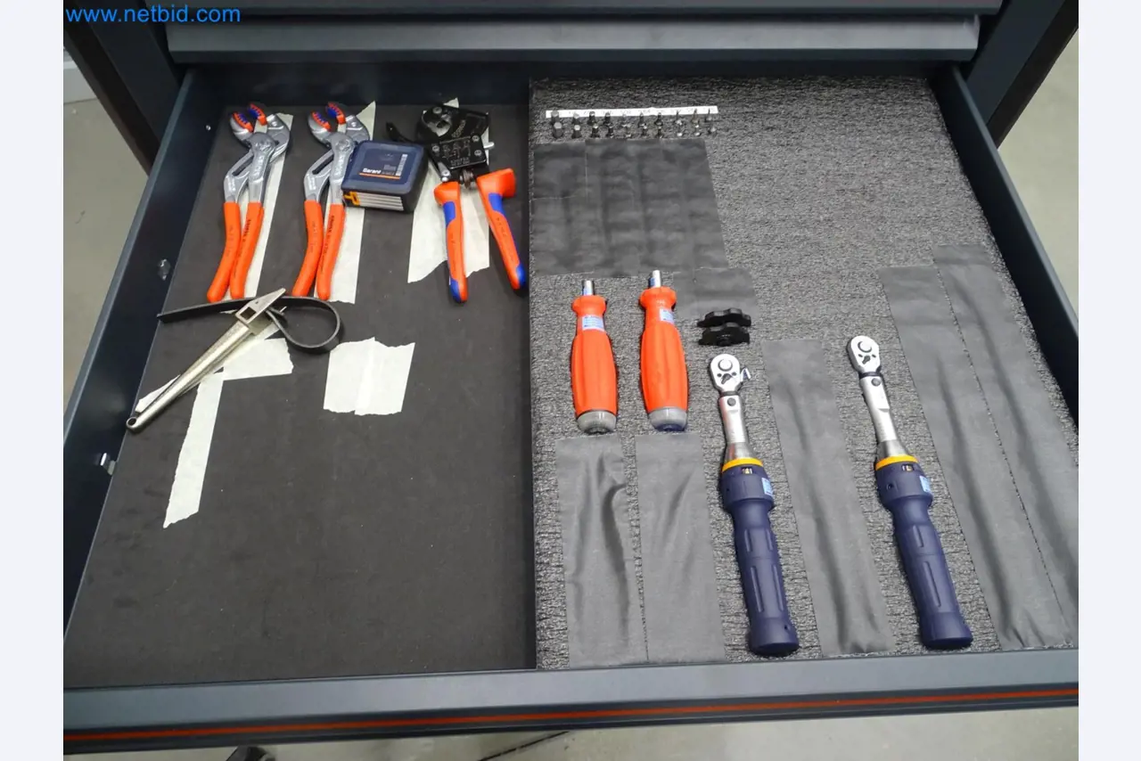 LILIUM eAircraft GmbH / LILIUM GmbH; machines, test systems and operating equipment for the production of eVTOLs-3