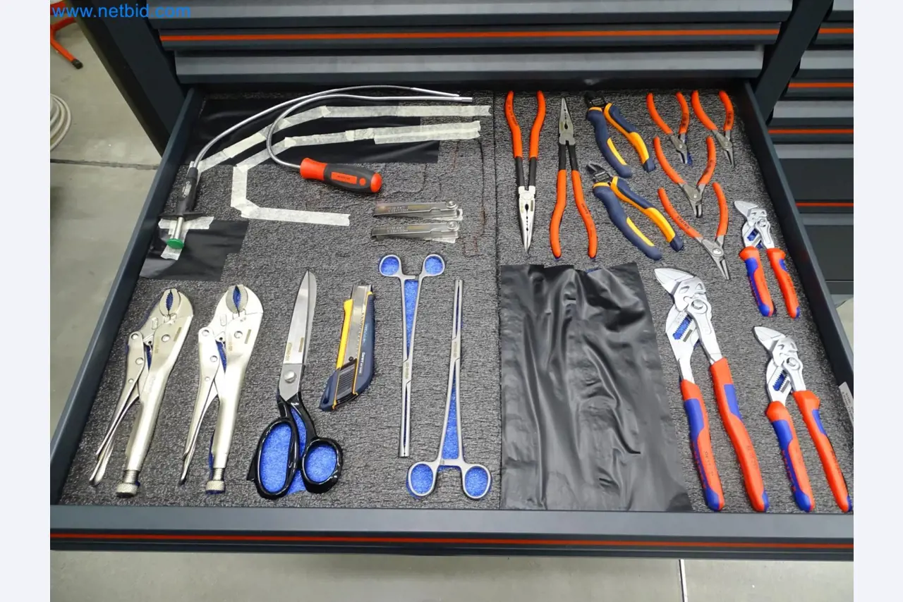 LILIUM eAircraft GmbH / LILIUM GmbH; machines, test systems and operating equipment for the production of eVTOLs-6