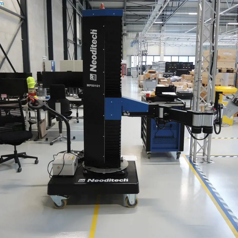 Estantería inclinada móvil (recargo sujeto a cambios) Neoditech