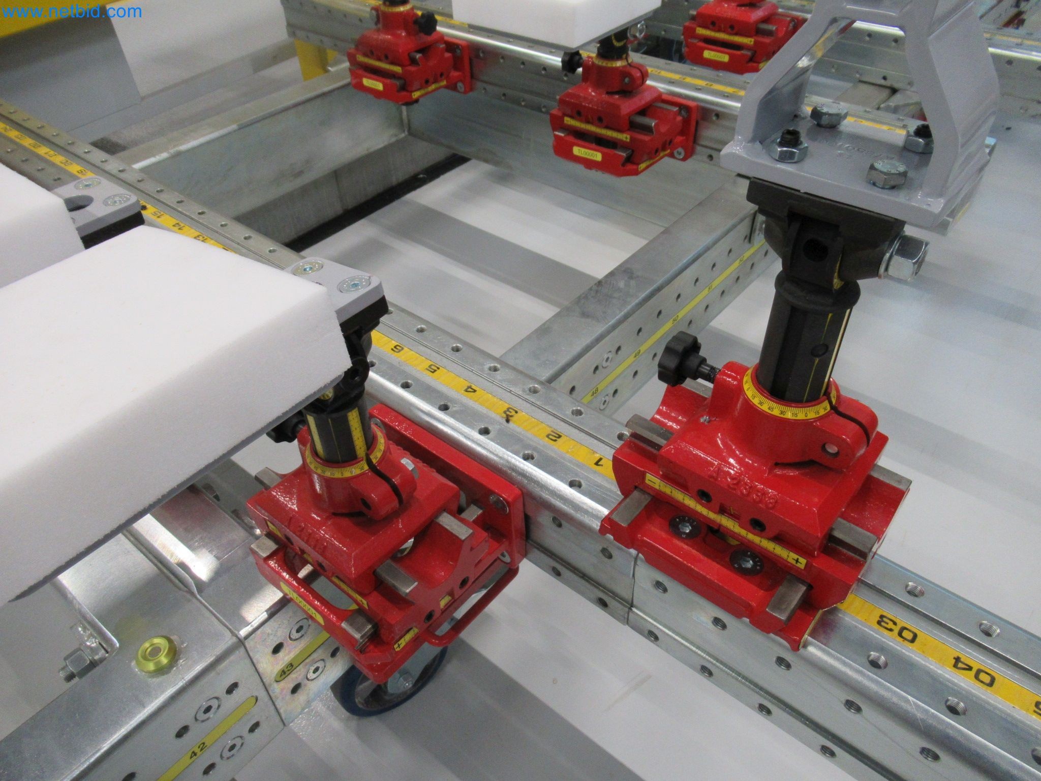 LILIUM eAircraft GmbH / LILIUM GmbH; maszyny, systemy testowe i sprzęt operacyjny do produkcji eVTOLs-8