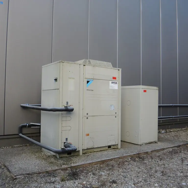 Chiller Daikin EWA Q064CAWP - H