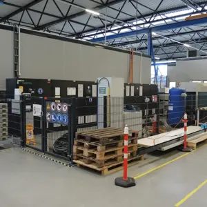 Grid enclosure