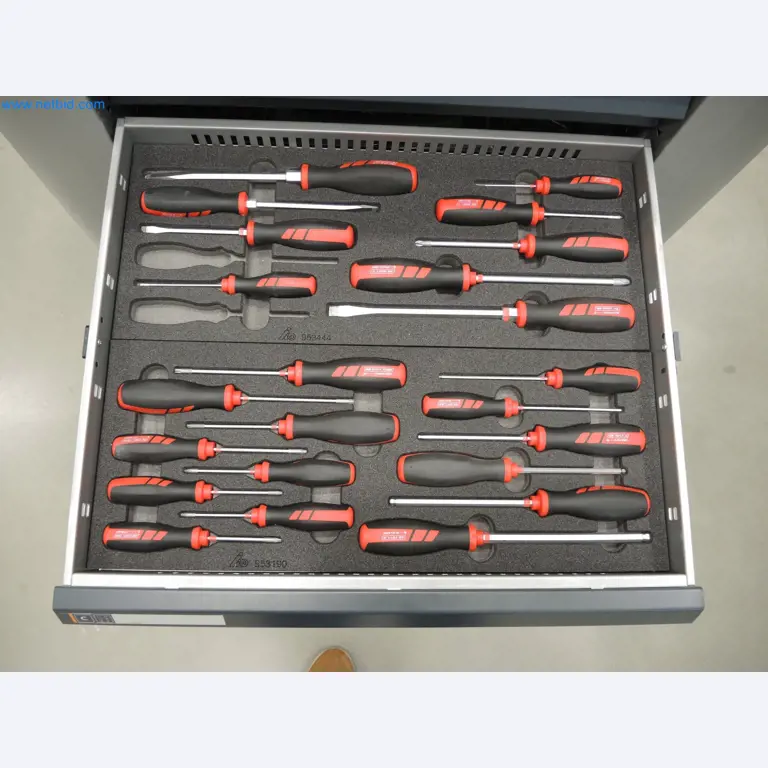 LILIUM eAircraft GmbH / LILIUM GmbH; máquinas, sistemas de prueba y equipos operativos para la producción de eVTOLs-6