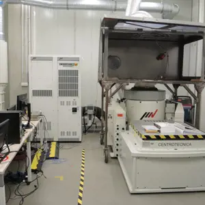 Vibrační zkušební systém / zkušební systém s třepačkou (TEX-ENV-BED-016) IMV EM2506A-CE