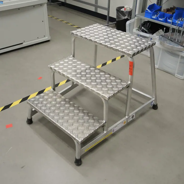 Marchepied en aluminium Günzburger