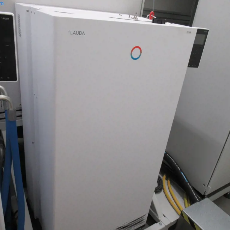 Procesni termostat z vgrajenim hladilnim sistemom Lauda IN1330TW