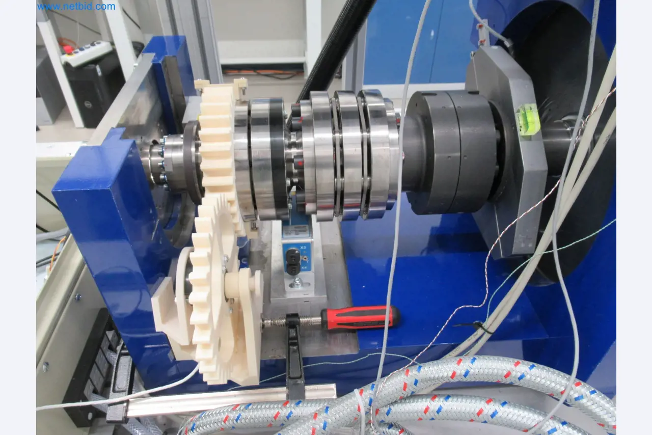 LILIUM eAircraft GmbH / LILIUM GmbH; máquinas, sistemas de prueba y equipos operativos para la producción de eVTOLs-38