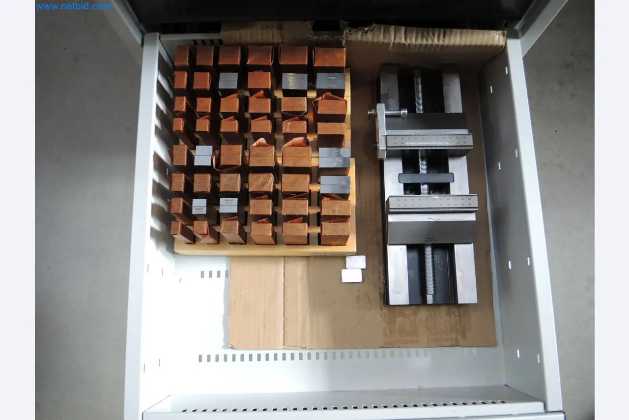 LILIUM eAircraft GmbH / LILIUM GmbH; machines, test systems and operating equipment for the production of eVTOLs-15