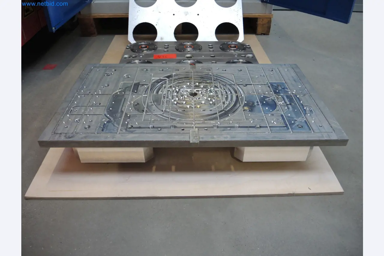 LILIUM eAircraft GmbH / LILIUM GmbH; machines, test systems and operating equipment for the production of eVTOLs-4